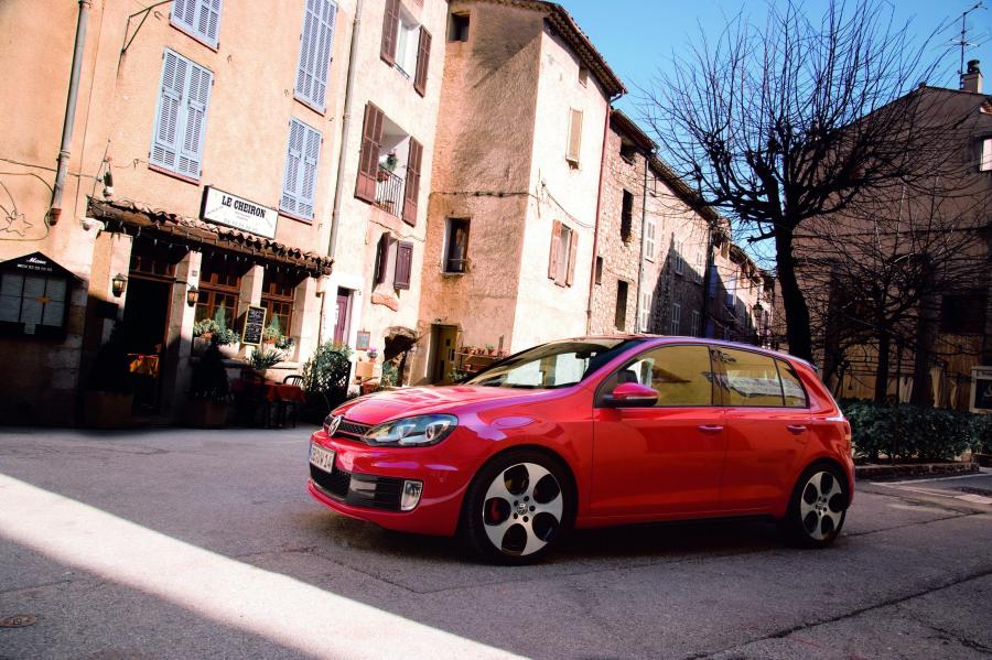  Volkswagen Golf GTi 2008 года  (фото 51 из 83)